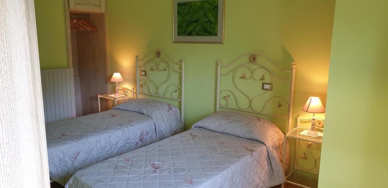 Agriturismo Il Casale Pica Posta Ngoại thất bức ảnh