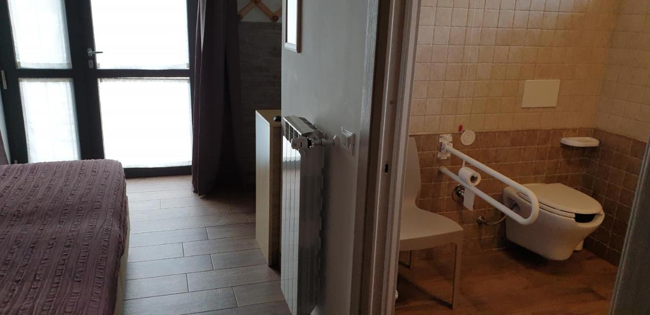 Agriturismo Il Casale Pica Posta Ngoại thất bức ảnh
